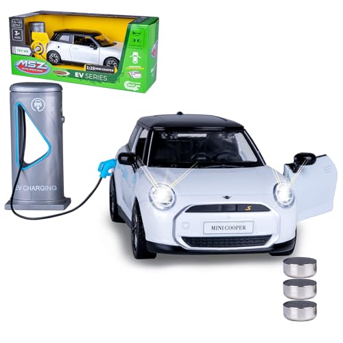 Questo modello di auto di alta qualità amorevolmente progettato convince con numerose funzioni autentiche. Un interno decorato con cura e numerosi dettagli del veicolo che rendono il Cooper vivace
