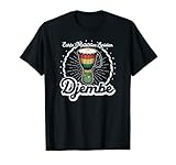 Gran atuendo de batería Djembe para todos los bateristas y músicos que aman el instrumento Djembe. Djembe es un tambor en de copa de África occidental con una membrana de piel estirada sobre él.