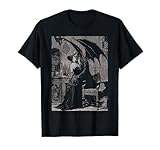 Vampires Kiss | Romantic Goth Gothic Grunge Alt Aesthetic T-Shirt