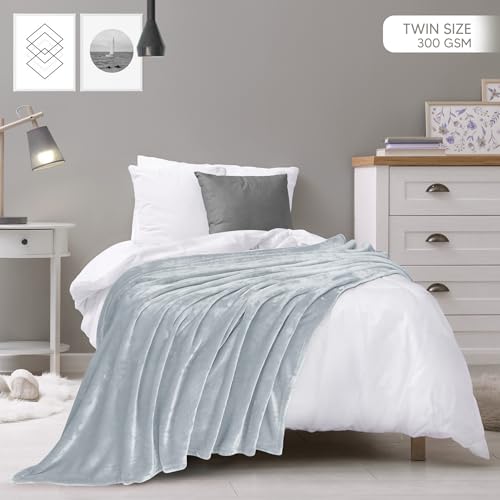 Image of Utopia Bedding Fleece Blanket Twin Size Light Grey (60x80 Inches) Ultra Soft Warm Lightweight Microfiber Breathable Anti-Static Cozy Bed Blanket, All-Season Home Decor Gift for Men & Women