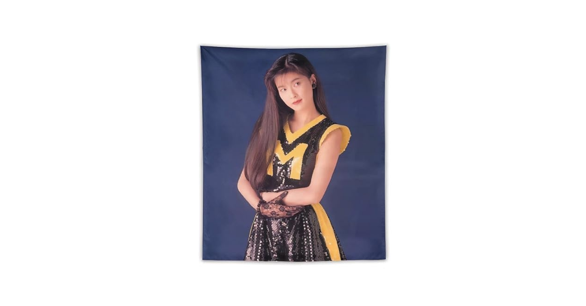 Amazon.co.jp: 森高千里タペストリー 壁掛けタペストリー 個性