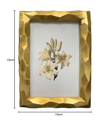 Image of Art Street Geometric Stereo Photo Frame For Home Decoration, Wedding Dress Display Frame For Table Top Desk, Birthday, Wedding & Return Gift - Royal Gold (Size: 4x6 Inch)