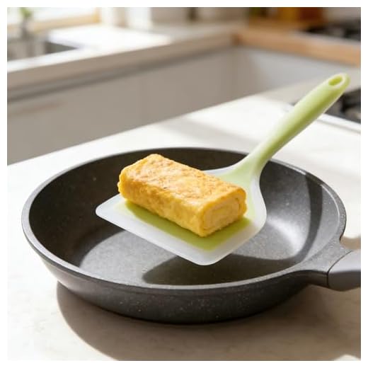 10 Inches Green Silicone Spatula for Nonstick Cookware Flat Wide Pancake Turner Heat Resistant Kitchen Flipper Omelet Pizza Crepe Tool (Pack of 1)
