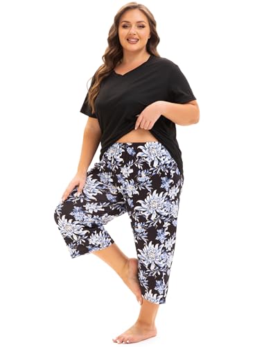 Image of Plus Size Pajamas for Women Set, Womens Plus Size Short Sleeve V Neck Capri Pants Pajama Sets with Pockets