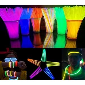 GiftExpress Glow Sticks 300 Pack – 8″ Assorted Neon Color Glow In The Dark Glowsticks – Bulk Light Up Party Favors to Make Necklaces, Bracelets & Decorations for Kids