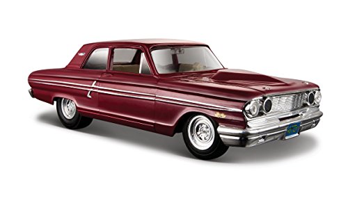 Maisto Ford Fairlane Thunderbolt 1/24 Scale Diecast Model Replica Car Maroon