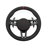 El volante tiene excelente agarre, maniobrabilidad y control, lo que mejora el rendimiento en la pista y hace que la conducción a largo plazo sea más cómoda.