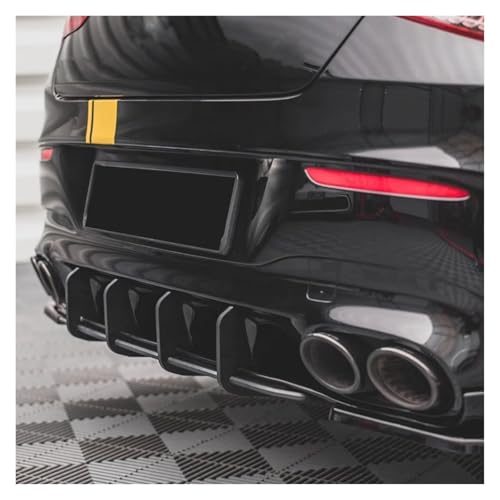 Diffuseur arrière C118 AMG remplace insert abîmé et modernise la Classe CLA 2020