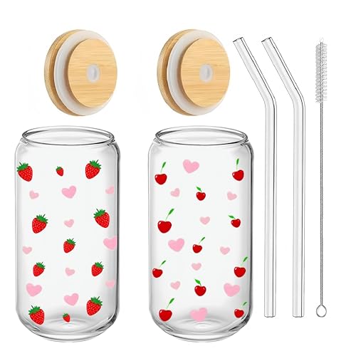 Uwenkjie 2-Pack Glass Tumblers with Lids & Straws - 500ml Jar Style Drinkware for Iced Coffee, Lemonade, Smoothies, Beer, Cocktails - Strawberry & Cherry Print Design
