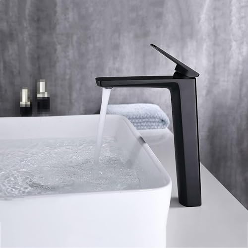 Robinet de vanité or brossé pour moderniser votre lavabo de salle de bain