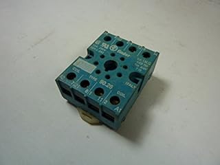 Finder 90.26 Relay Socket 10 Amp 250 Volt Panel/35 mm Rail Mount