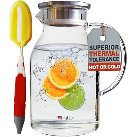 Pykal Glass Water Jug with Lid - 2l - Heat Resistant Juice or Cocktail Fridge Pitcher with Handle and Lid - Borosilicate Pitchers for Hot or Cold Drinks - w/ Free Brush Cover