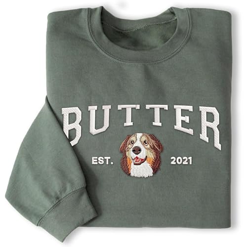 NAZENTI Embroidered Dog Mom Sweatshirt