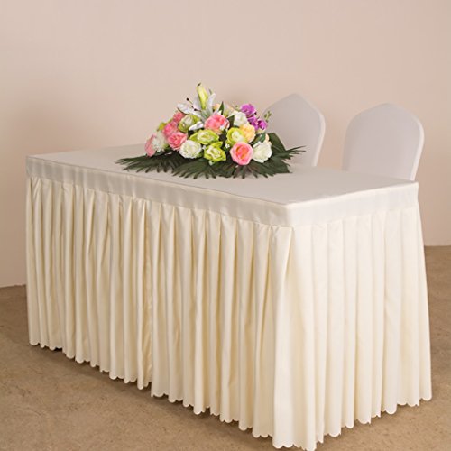 Couverture de table mariage et nappe de conférence en tissu noble