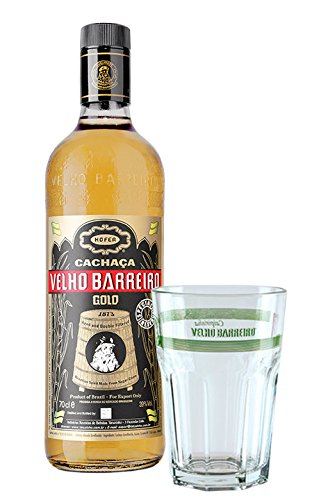 Velho Barreiro Cachaca Chapeu de Palha Gold (1 x 0.7 l)