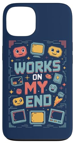 Works on My End ? Programmer Funny PC Error Retro Graphic �X�}�z�P�[�X iPhone 13 �p