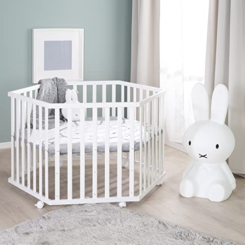 roba Laufgitter 6-eckig inkl. Einlage miffy® - Laufstall 3-fach höhenverstellbar - Mobiles Krabbelgitter auf Rollen - Holz weiß