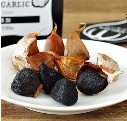 [株式会社弥生時代]越冬熟成黒にんにく100g×3袋[Lサイズ片]