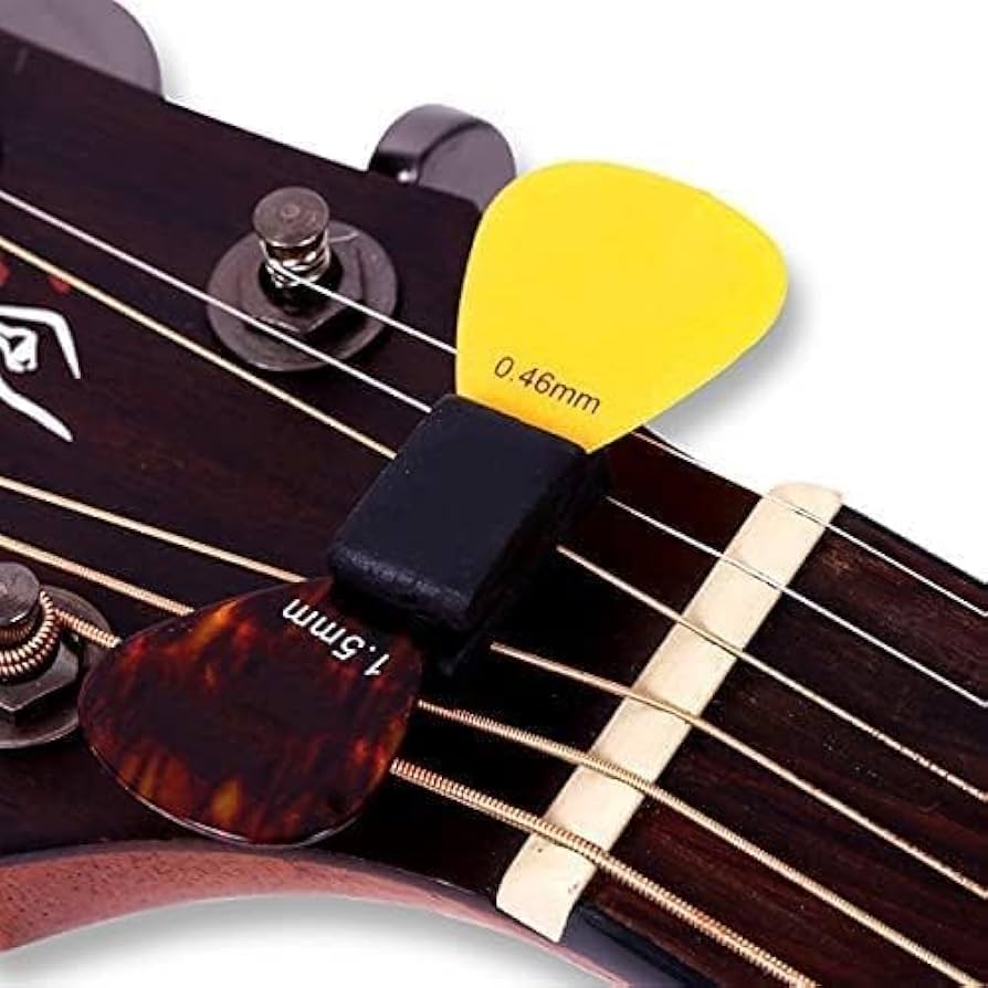 たかみ様のギターのキーホルダーとピック c47d620aa34fb83ad39f5c98dc7b8c