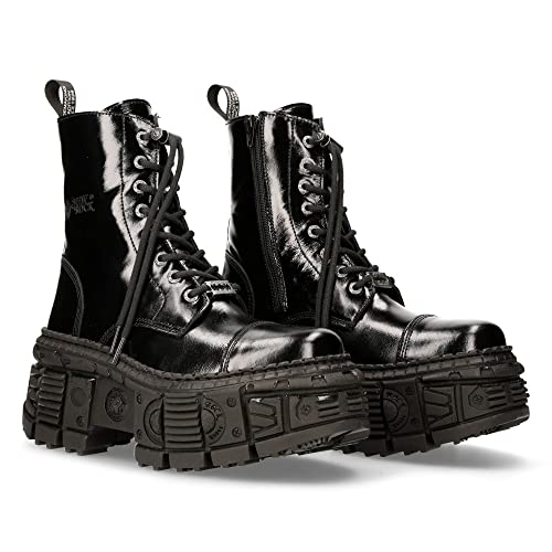 Bottes femme semelle TANK noir verni idéales pour vos concerts et sorties urbaines