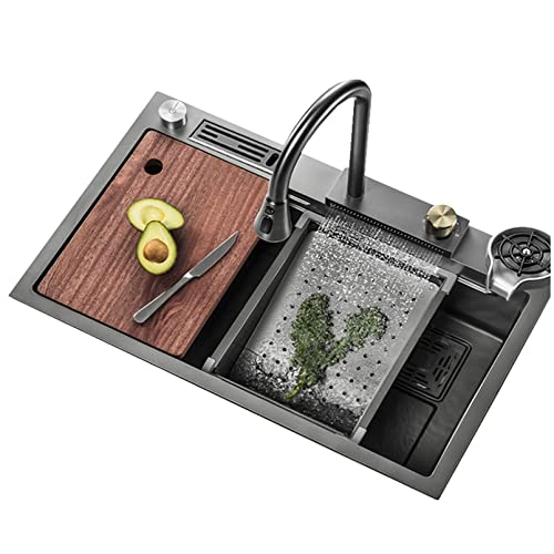Évier de cuisine avec robinet cascade pour simplifier vos repas
