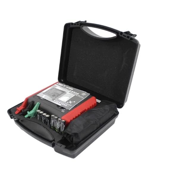 User holding UNI-T UT593/UT595 tester
