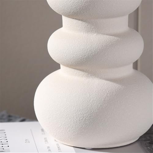 Vase en céramique blanche irrégulière pour composition florale moderne - 5