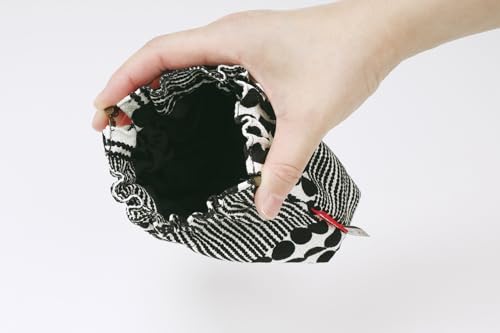 Skater KOUPP1-A Sanrio Hello Kitty x Kogetsuki Pouch, Accessory Case, Made in Japan3