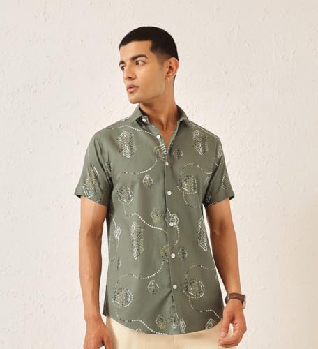 Image of Majestic Man Men's Slim Fit Pure Cotton Printed Casual Shirt - Short Sleeve | Premium Breathable Fabric | Modern Geometric Design