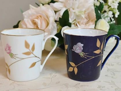 香蘭社◆有田焼◆薔薇ペアマグカップ