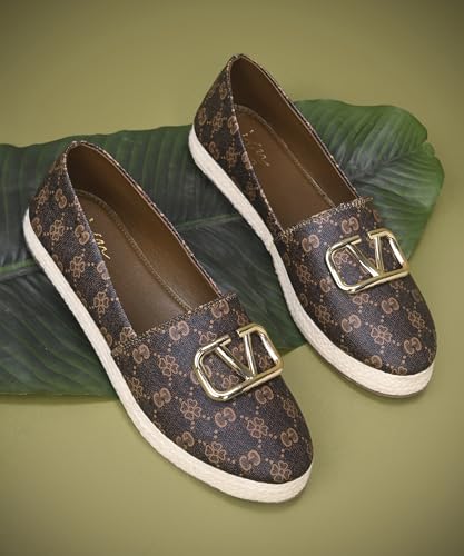 Image of JM LOOKS Women Slip On Platform Loafers with Buckle Detail Upper