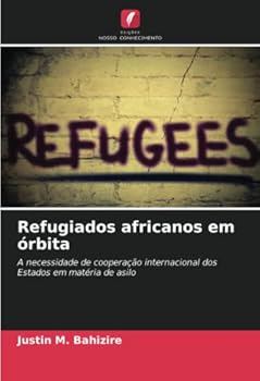 Paperback Refugiados africanos em órbita [Portuguese] Book