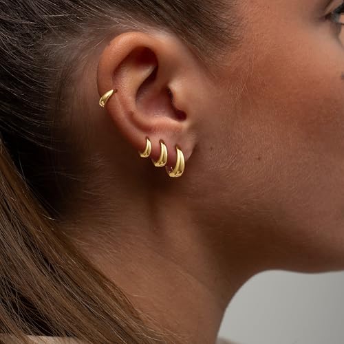 Foxgirl 4 Pairs Small Chunky Huggie Hoop Earrings for Women - Dainty 14K Gold Plated Hypoallergenic Lightweight Stack Earring Sets for Multiple Piercing Trendy Jewelry3