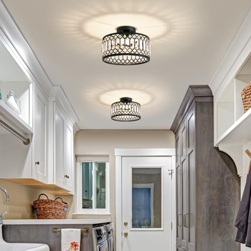 Plafonnier en cristal de luxe avec structure dorée géométrique