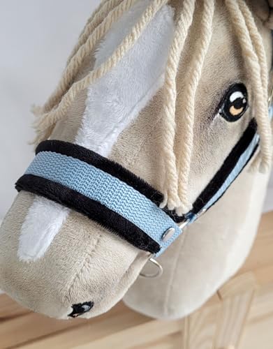 Cabestro A3 Hobby Horse con piel negra y corbata azul premium 3