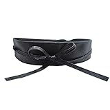 Un cinturón de moda en el estilo obi para las señoras que ayuda a ceñir la cintura para una cintura de avispa