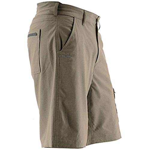 Huk Men's Nxtlvl 10.5 in. Short Khaki XXXL & Cooling Towel Bundle