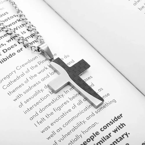 Collier Commémorer Croix en Argent : portez votre foi et vos souvenirs près du cœur