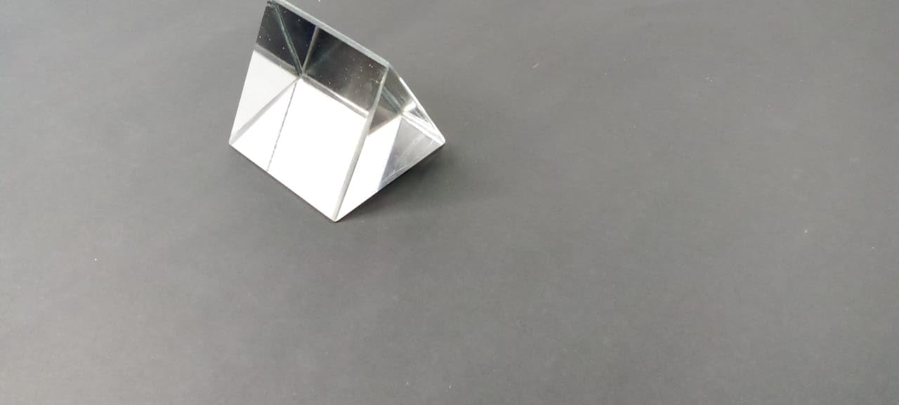 AjantaExports Glass Prism,Optical Prism,50x50mm Prism,Prism for Optics,Refraction Prism,Transparent Prism,Laboratory Prism-picture-17