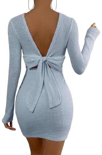 Robe de cocktail élégante couleur unie avec empiècements dentelle et coupe ajustée