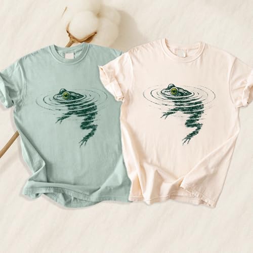 Image of Frog Swimming T-Shirt - Cozy Vintage Swimming Frog Shirt for Women Men