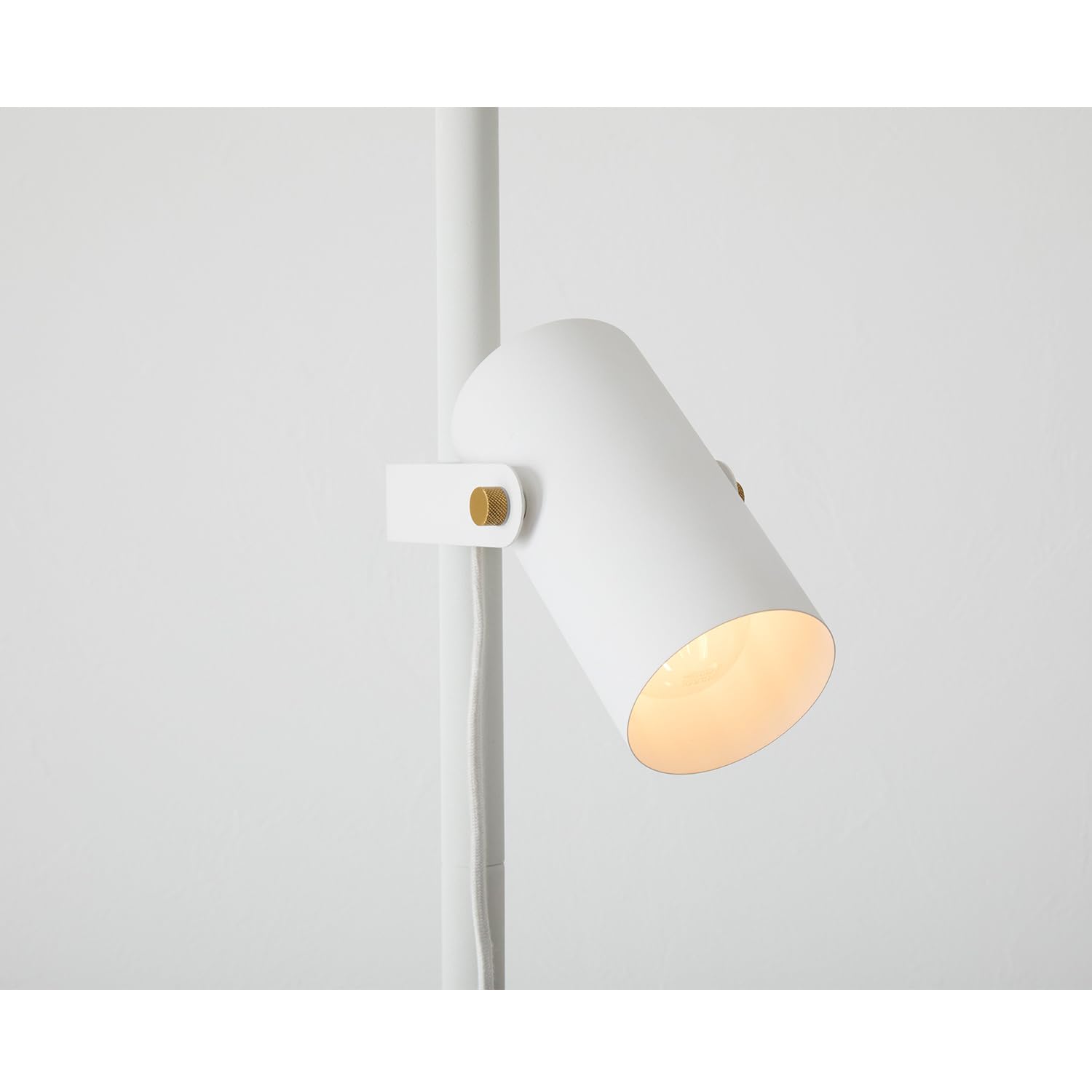 Amazon.co.jp : DRAW A LINE（ドローアライン）Spot Floorlight Set