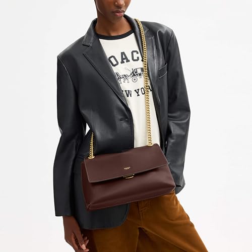 Image of Coach Chelsea Shoulder Bag 30