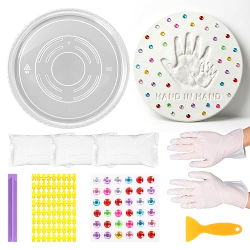 Pierres d'empreintes digitales multicolores avec tampons alphanumériques et pelle