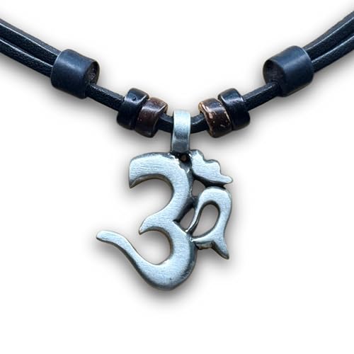 HANA LIMA Collar de cuero con colgante del signo Om para hombres y mujeres ajustable Collar de surfista