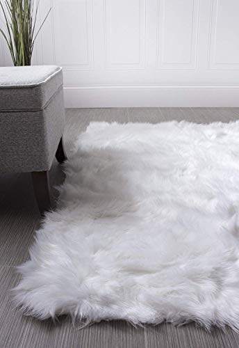 Super Area Rugs Soft Faux Fur Sheepskin Flokati Shag Silky Rug Baby Nursery