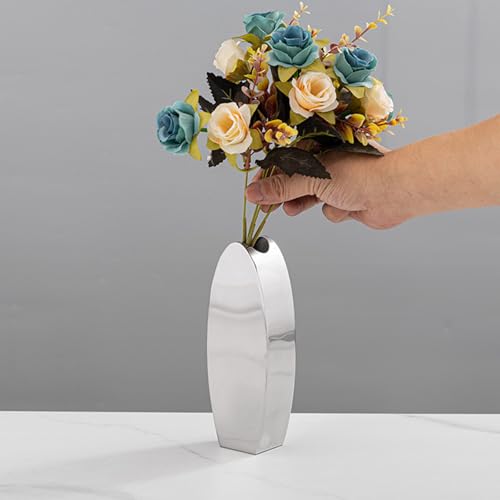 Vase moderne en acier stable pour vos fleurs fraîches