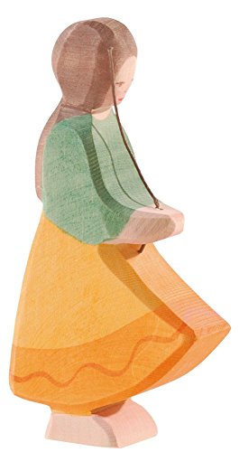 Ostheimer Goose Girl un cadeau de naissance poétique en bois durable