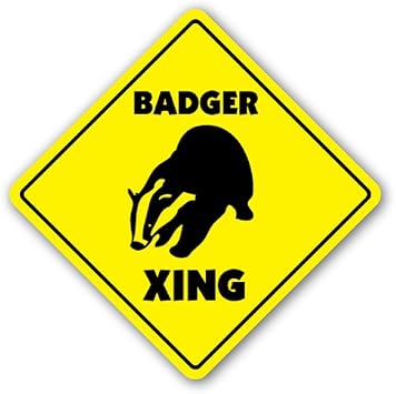 SignJoker] Badger Crossing Sign xing Gift Novelty Teeth Wisconsin Football Rodent Wall Plaque Decoration
