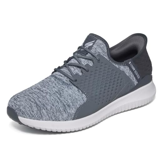 Men's Max 2 Rover Slip-in Relaxed Fit Golf Shoe